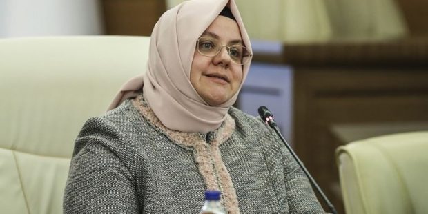bakan-selcuk-acikladi-isten-cikarma-yasagi-uzatiliyor-kf7HHZ4W.jpg