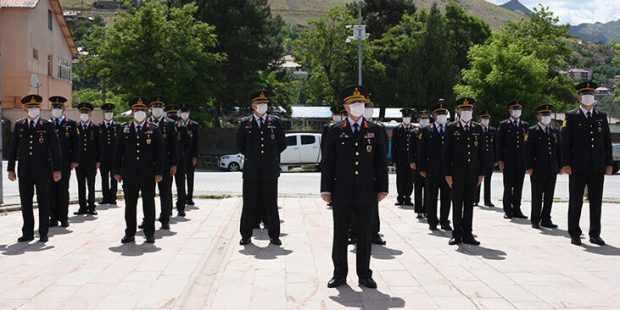 Bitlis'te Jandarma'nın 181'inci kuruluş yılı, sosyal mesafeli kutlandı