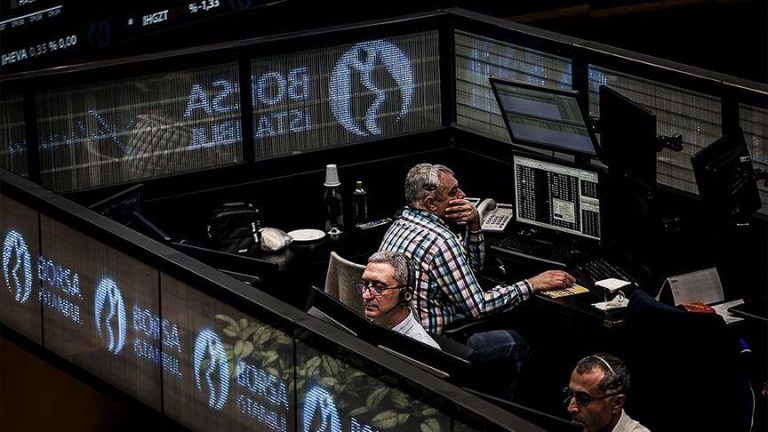 Borsa haftaya düşüşle başladı