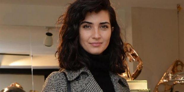 Büyüküstün jüride