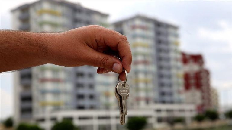Corona virüs nedeni ile askıya alınan satışlar tekrar başladı