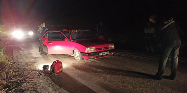 Çorum'da 'dur' ihtarına uymayıp, polise ateş açtılar