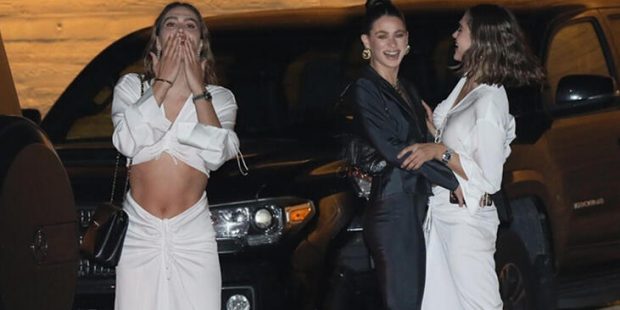 Delilah Belle ile Amelia Hamlin gece gezmesinde
