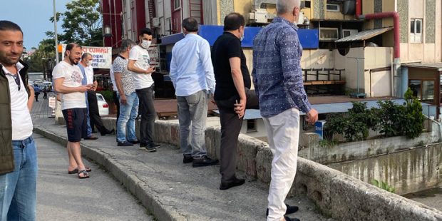 istanbulda-dereden-gelen-koku-isyan-ettirdi-1Kg3S9My.jpg