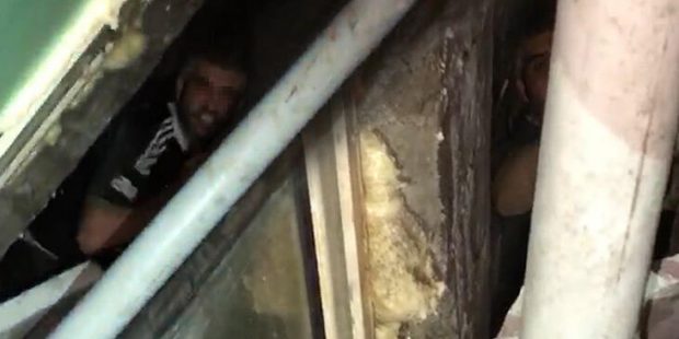 İzmit'te kendisini yakalamaya gelen polislere 'Ayıp size' dedi
