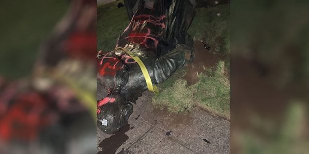 Portland’da göstericiler George Washington heykelini yıktı