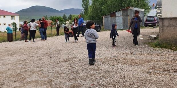 Son dakika: Bingöl'de şiddetli deprem! İşte ilk görüntüler
