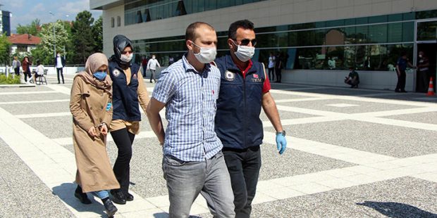 Son dakika: Bolu'da FETÖ şüphelisi çift adliyede