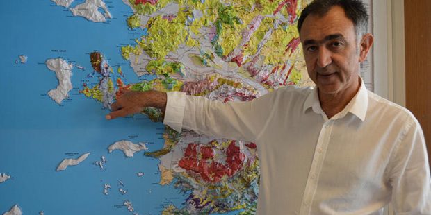 Son dakika... Murathan'dan İzmir ve deprem açıklaması
