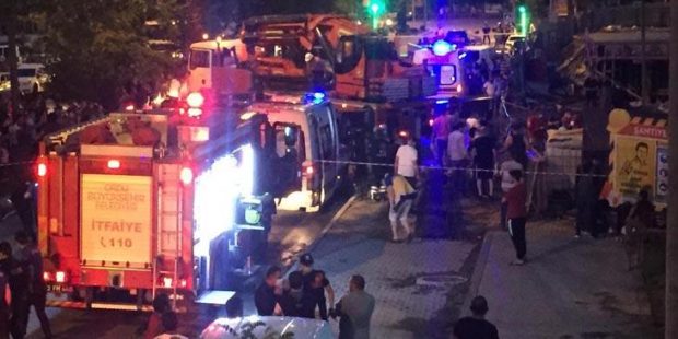 Son dakika... Otel inşaatında çökme meydana geldi