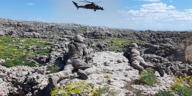 Son dakika... Siirt’te 5 teröristin etkisiz hale getirildiği operasyonun görüntüleri paylaşıldı