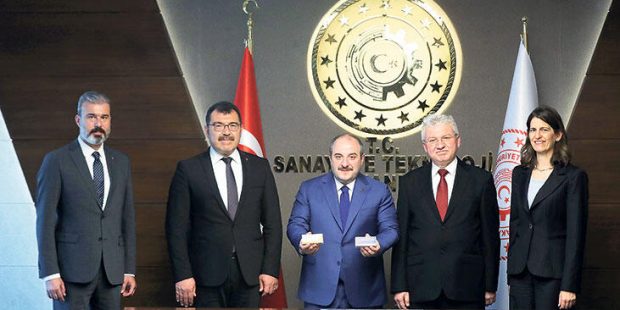 Virüse karşı ilk yerli  ilaç üretildi