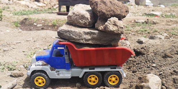 5.7 büyüklüğündeki deprem sonrası Bingöl'de yaralar sarılıyor!