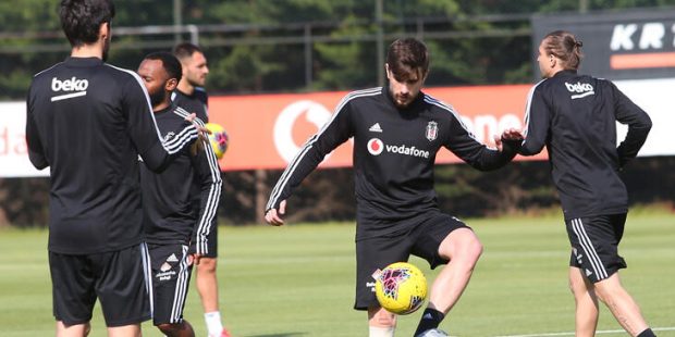 dorukhan-tokozden-besiktasa-kotu-haber-4aYw4BKZ.jpg