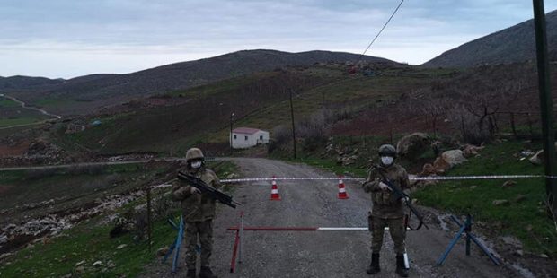 Güvenlik korucusunun testi pozitif çıktı köy karantinaya alındı