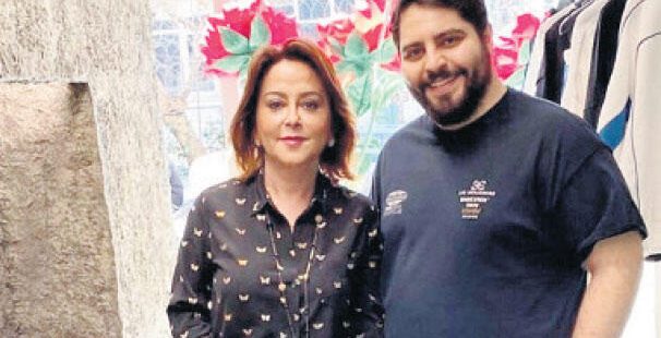 Hem ziyaret hem ticaret