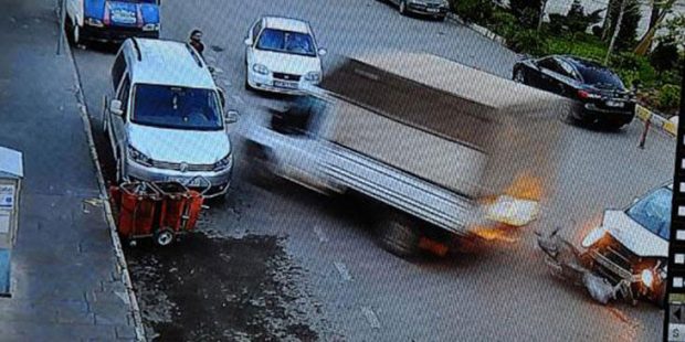 İslahiye'de zincirleme kaza kamerada