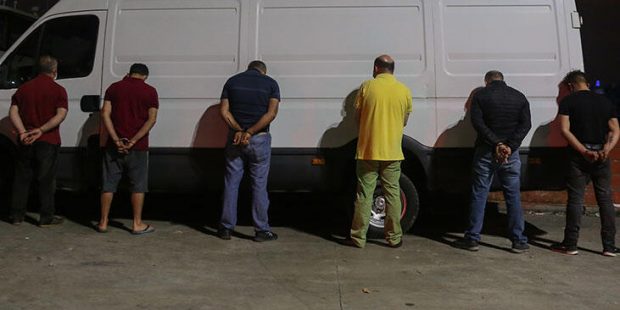 İstanbul'da 396 bin litre kaçak akaryakıt ele geçirildi