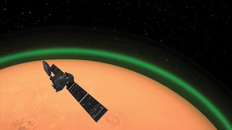 mars-atmosferinde-yesil-isik-kesfedildi-IgJtZpNj.jpg