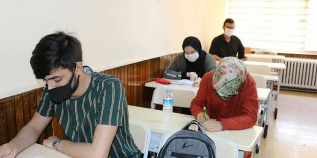 Milli Eğitim Bakanı Selçuk açıkladı! LGS sınavında maske çıkarılabilir