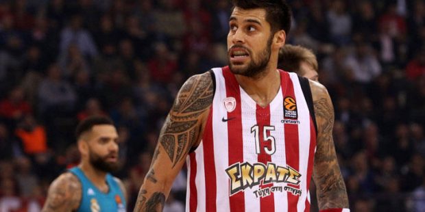 Olympiakos, Georgios Printezis'in sözleşmesini bir yıl uzattı