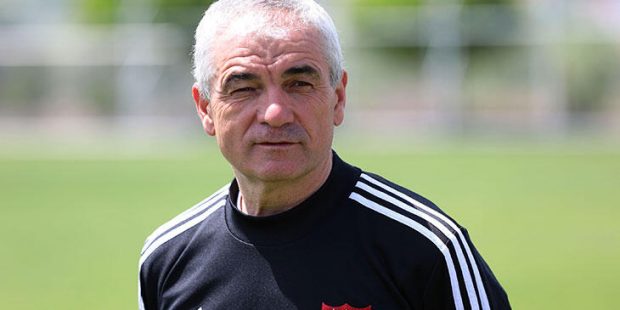 Rıza Çalımbay'dan şampiyonluk açıklaması