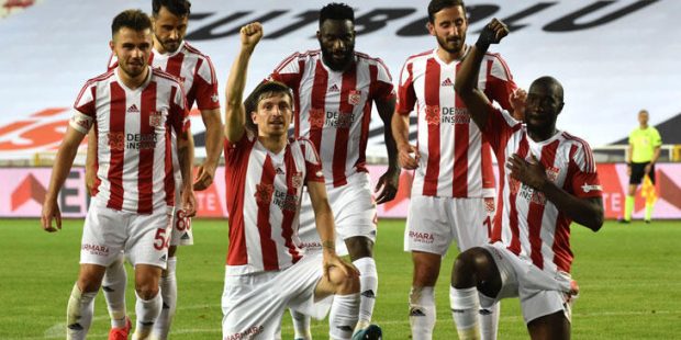 Sivasspor'un evinde bileği bükülmüyor