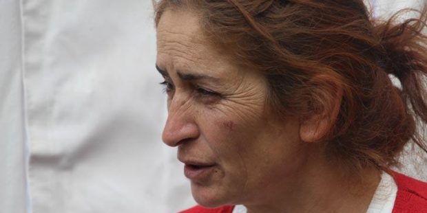 Son dakika... Depremde enkaz altından çıktı, komşularına yardım etti!