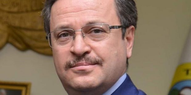 Son dakika! Vali açıkladı! Rüşveti belediye kasasına koymuşlar...