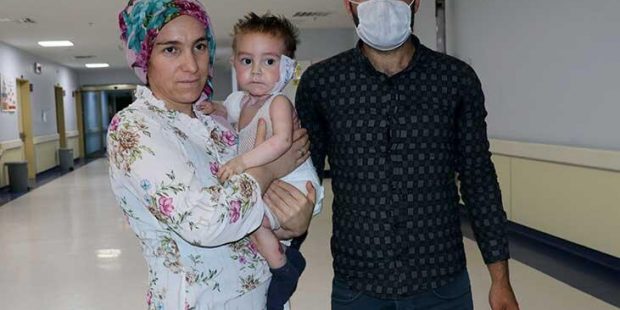 Süt kazanına düşen ve vücudunun yüzde 60'ında yanık oluşan bebek hayata tutundu