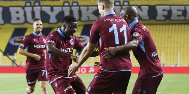 Trabzonspor hem sahada hem kasada