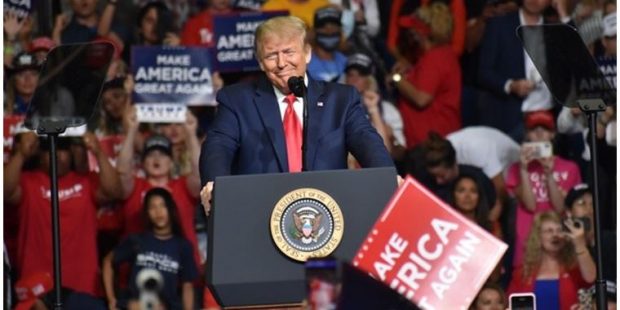 Trump'ın Covid-19 testi sözlerine Beyaz Saray'dan açıklama: Şaka yaptı