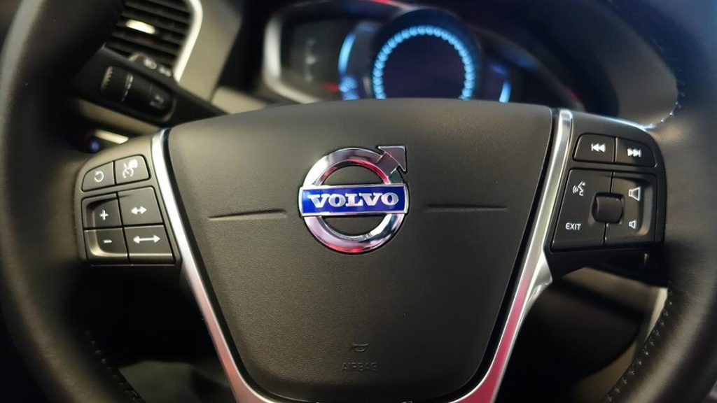 volvo-binlerce-kisiyi-isten-cikaracak-jRB6TQjI.jpg